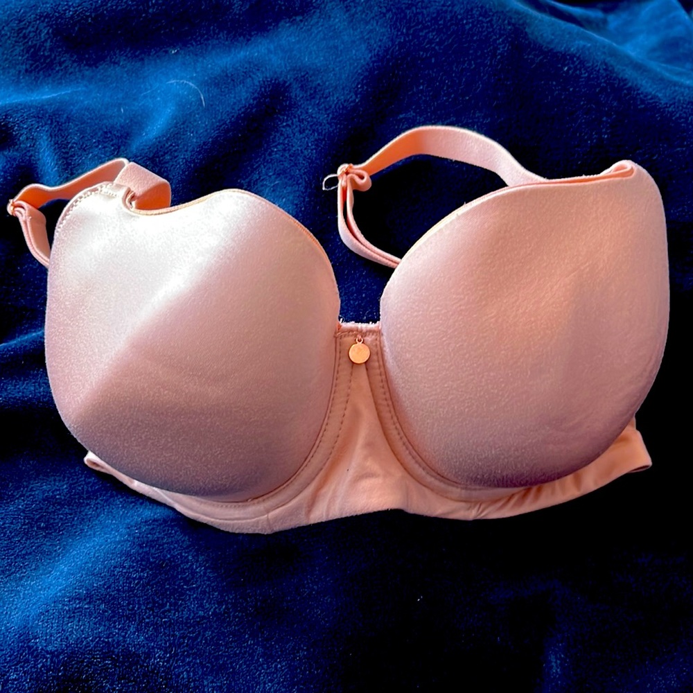 30FFt-shirt bra by Figleaves